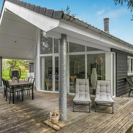 4 Bedroom Stunning In Prázdninový dům